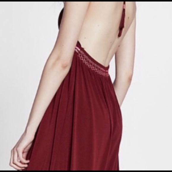 Express Dress - Picture 7 of 9